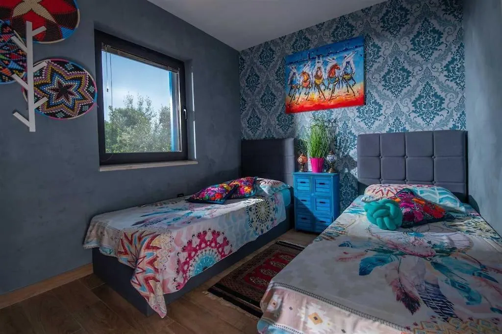 Holiday home Home Lunge Medulin